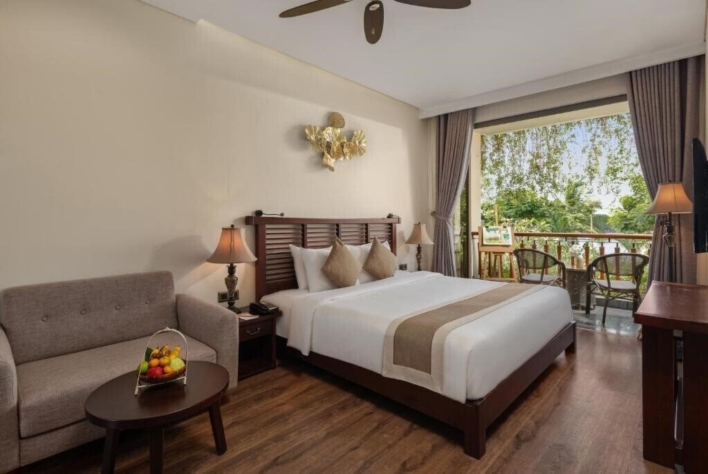 Панорама Silk Sense Hoi An River Resort 3*