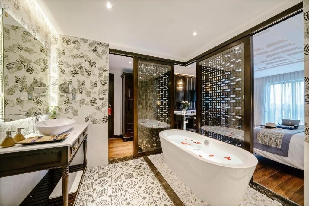 Апартаменты Le Pavillon Gallery Hoi An Hotel & SPA 4*