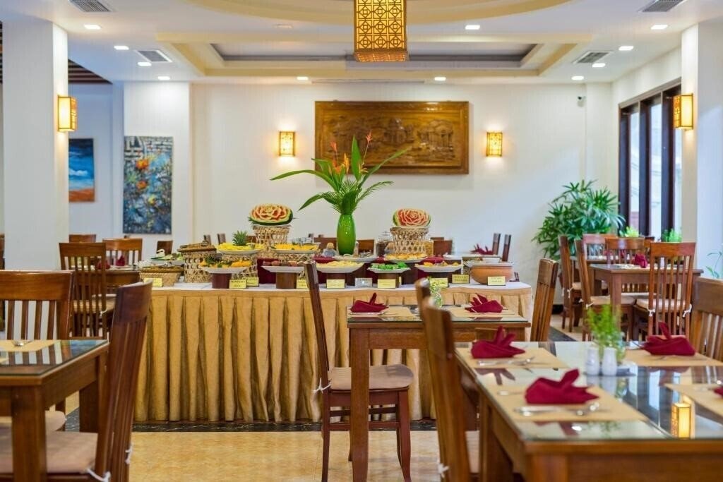 Вид Kiman Hotel Hoian (ex. Kiman Hotel, Kiman Hoi An Hotel & SPA, Kim An Hotel Hoi An) 3*