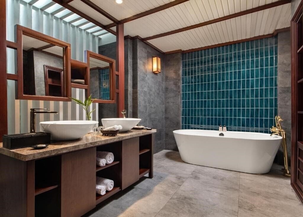 Апартаменты Bel Marina Hoi An Resort (ex. Hoi An Silk Marina, Hoi An Silk Marina Resort & SPA) 4*