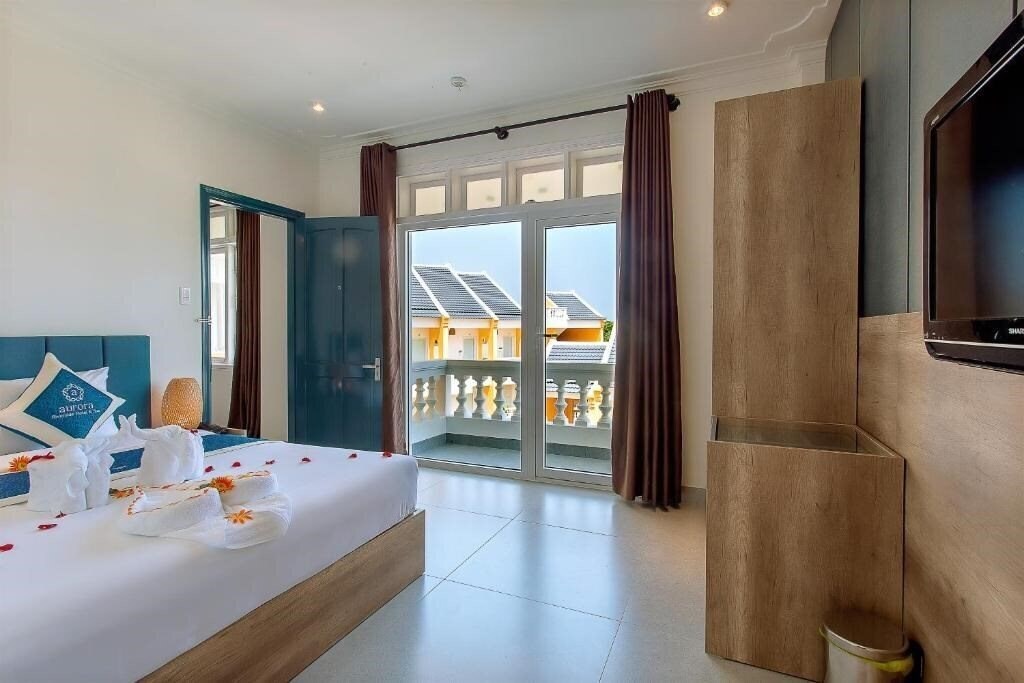 Вид Aurora Riverside Hotel 4*