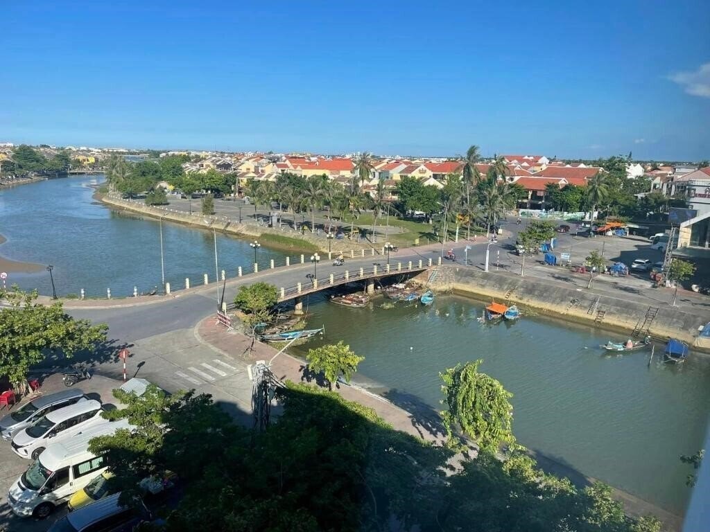 Отель River Suites Hoi An Hotel 4*