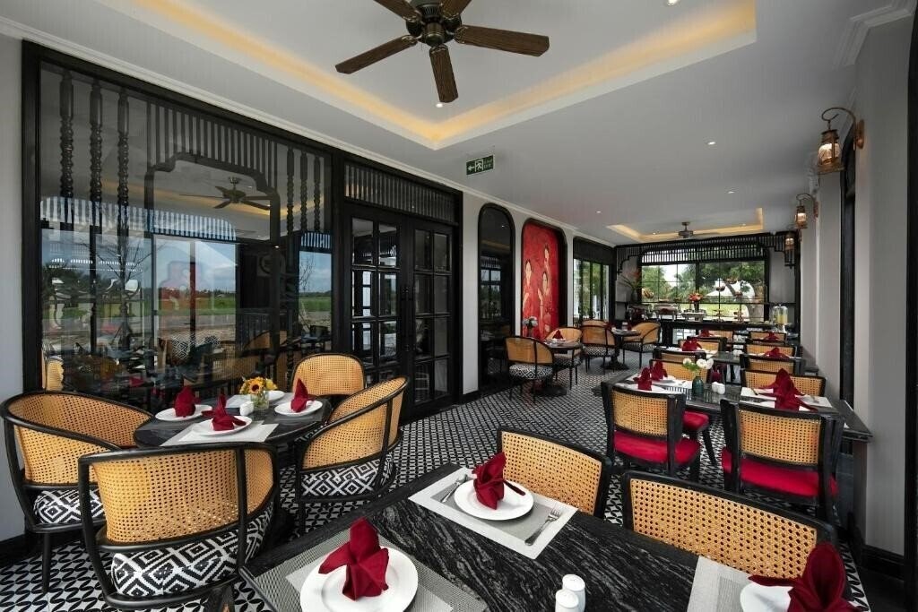 Панорама Serene Nature Hotel & SPA 4*