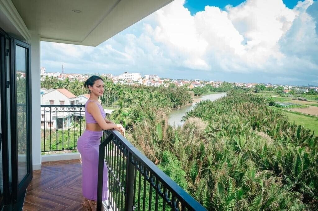 Панорама Shining Riverside Hoi An Boutique & SPA 4*