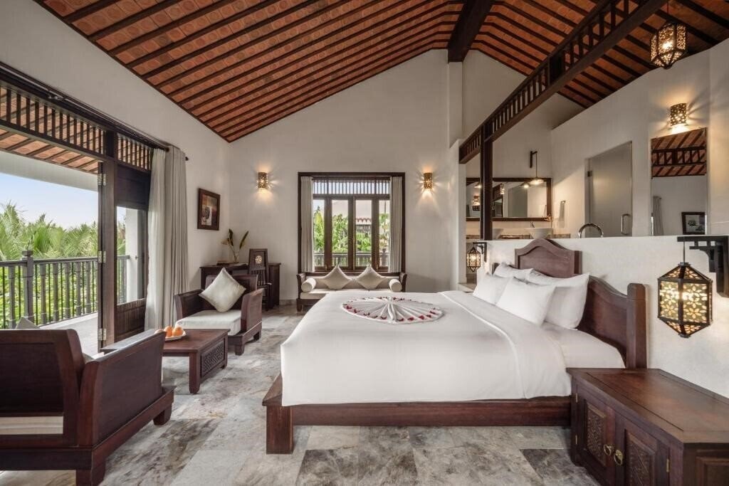 Готель Legacy Hoi An Resort 4*