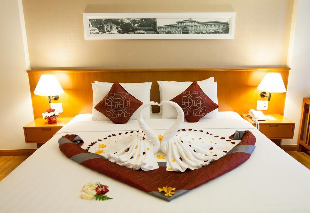 Апартаменти Saigon Hotel 3*