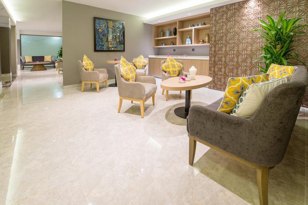 Вид Eastin Grand Hotel Saigon 5*