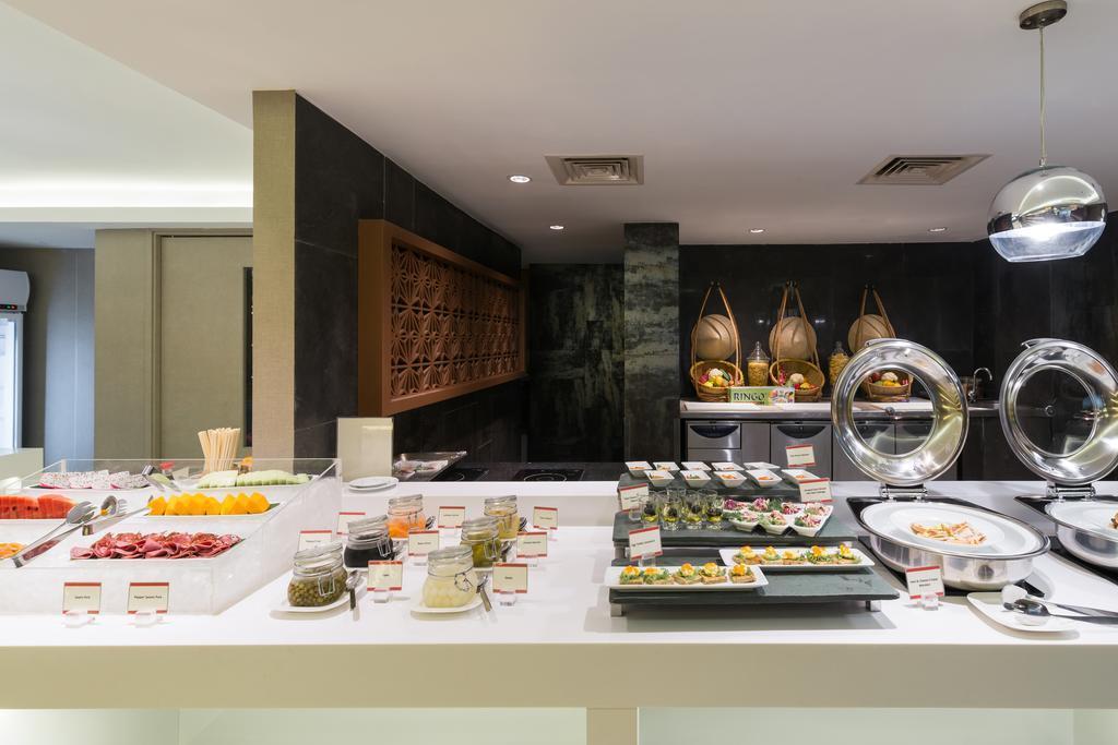 Апартаменты Eastin Grand Hotel Saigon 5*