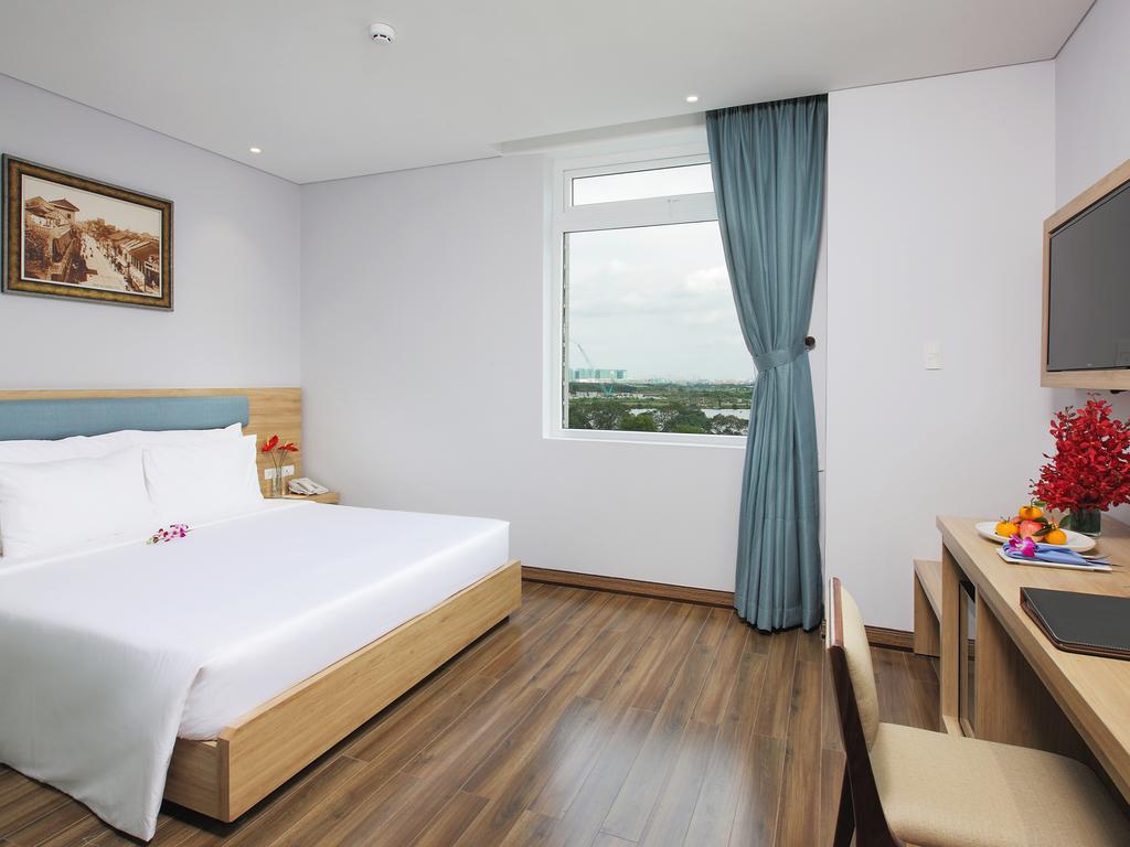 Апартаменты Millennium Boutique Hotel 4*