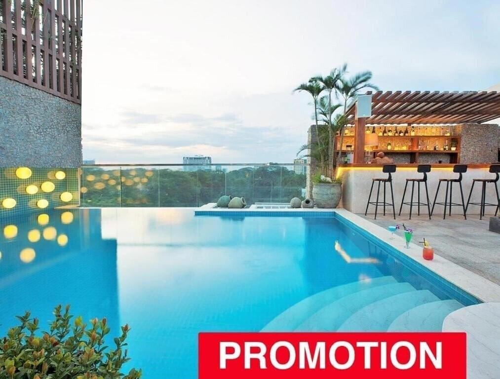 Отель A&EM Signature Hotel 4*