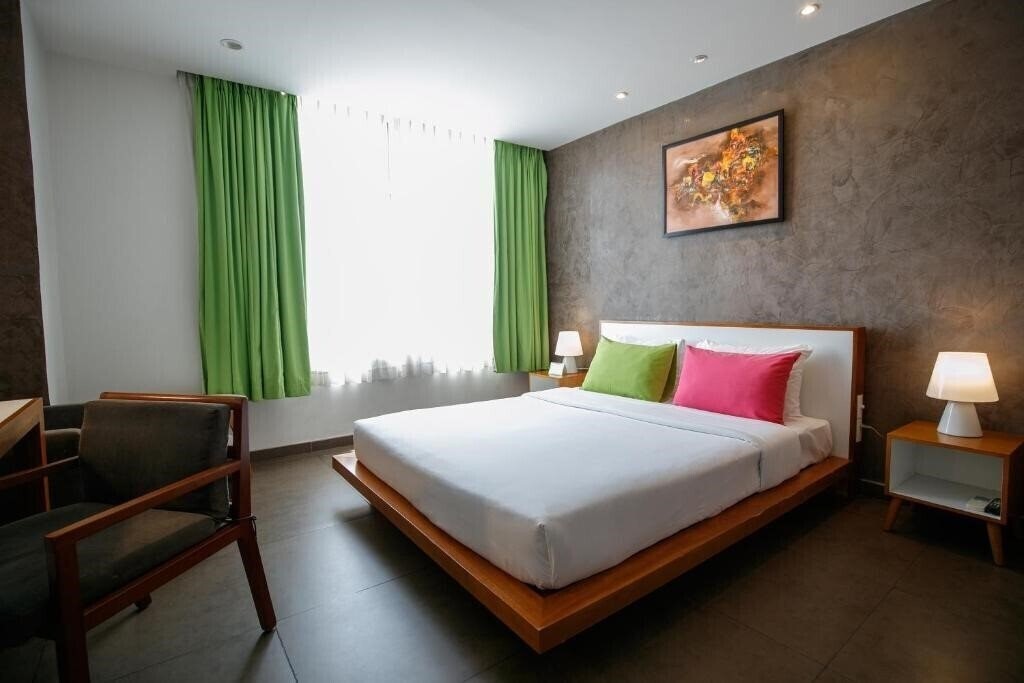 Панорама Emm Hotel Saigon 3*