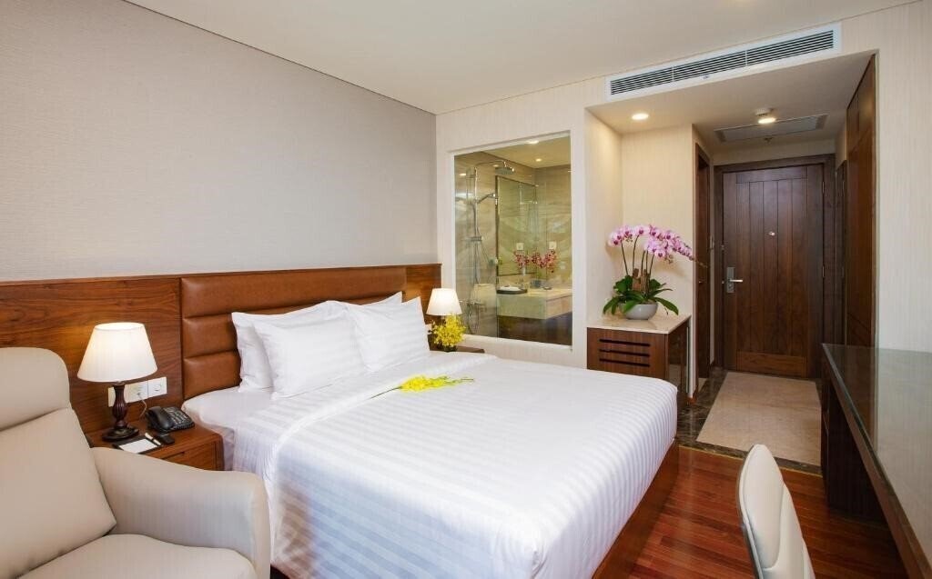 Панорама Orchids Saigon Hotel 4*