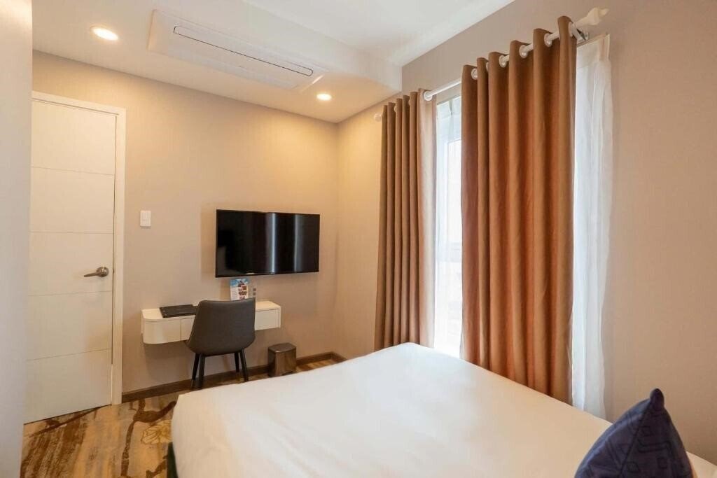 Панорама La Vela Saigon Hotel 5*