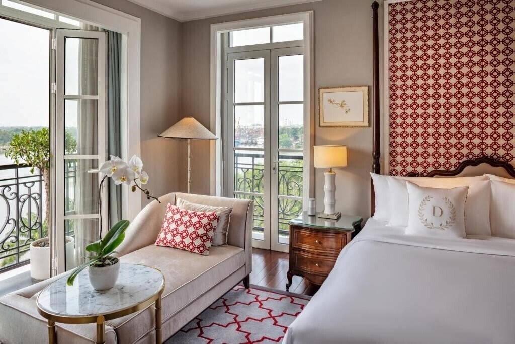 Апартаменти Mia Saigon Luxury Boutique Hotel 5*