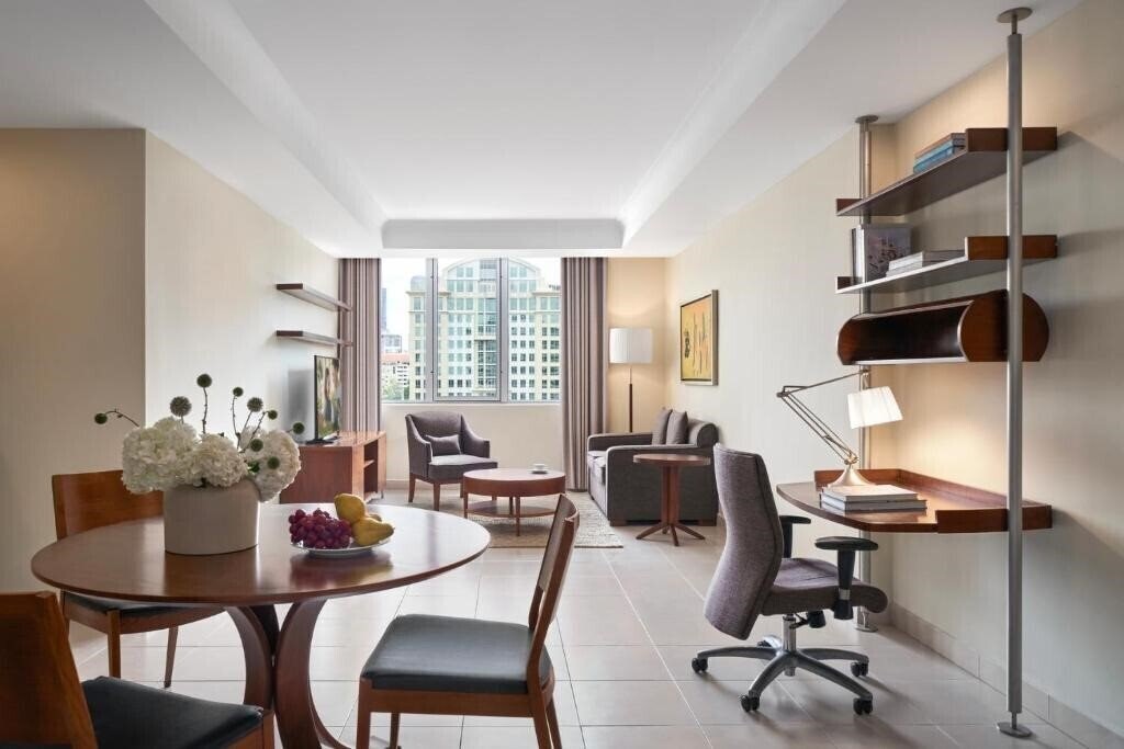 Фото Somerset Chancellor Court Ho Chi Minh City 4*