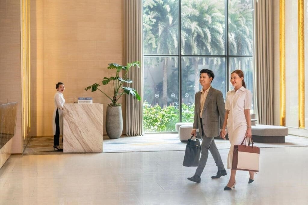 Территория Sheraton Can Tho 5*