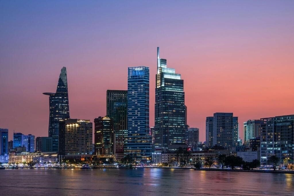 Готель Hilton Saigon 5*