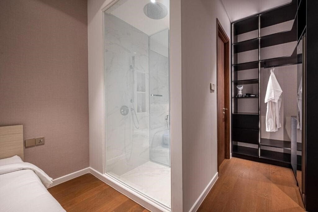 Территория Metropole 3*