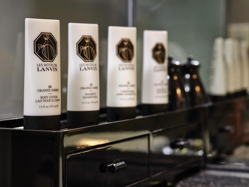 Апартаменти Sofitel Plaza 5*