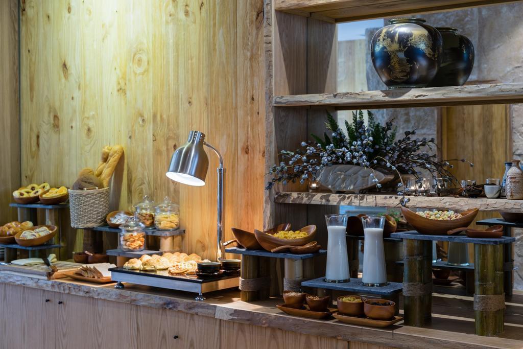 Панорама Lan Lan 3*