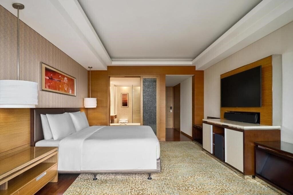 Вид JW Marriott Hotel & Suites Saigon (ex. Intercontinental Asiana Saigon) 5*