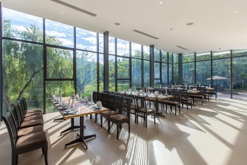 Апартаменты Alba Thanh Tan Hot Spring (ex. Alba Hot Springs Resort) 3*