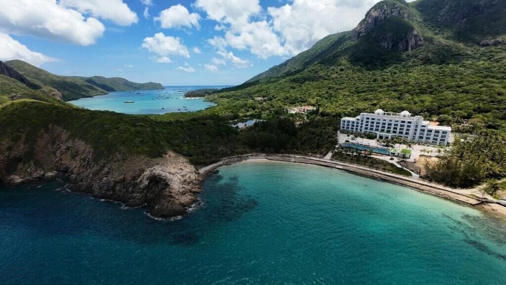 Картинка Orson Hotel & Resort Con Dao 4*