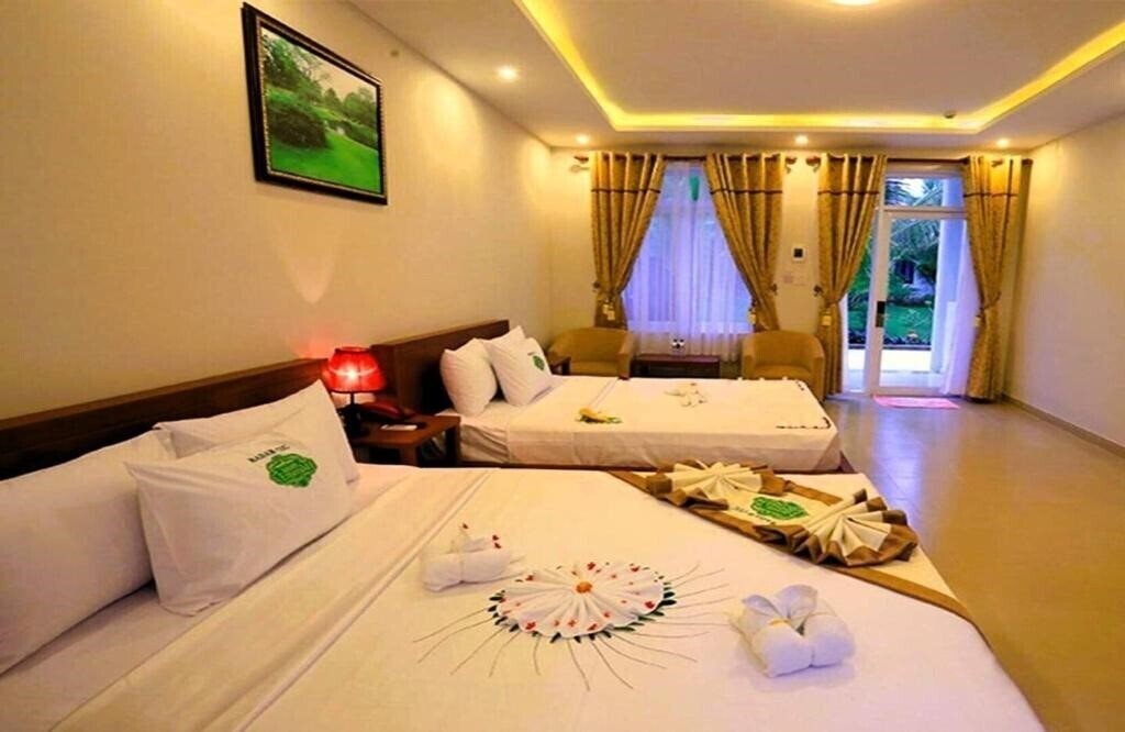 Вид Saigon Emerald Resort 3*