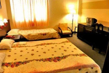 Территория Cuong Long Hotel 2*