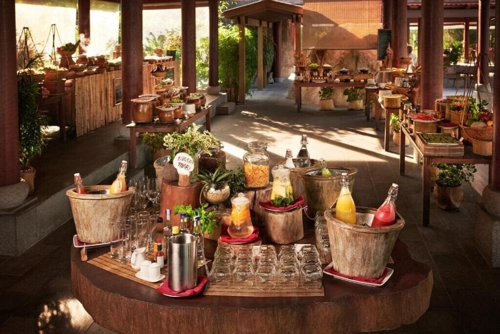 Вид L’Alyana Ninh Van Bay 5*