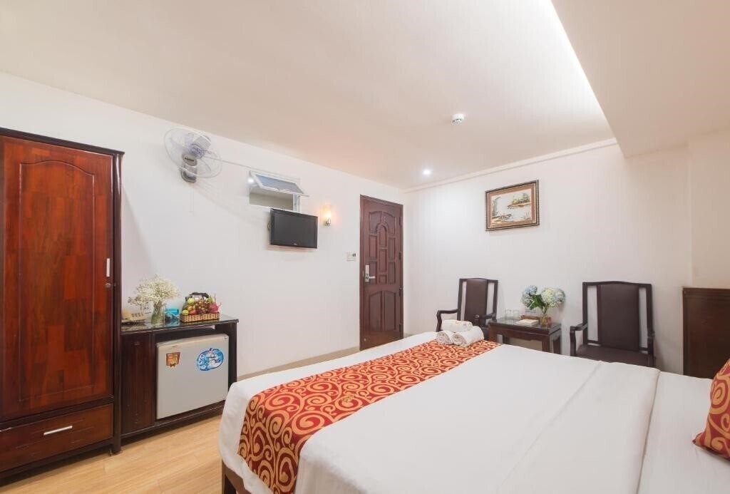 Панорама Le Soleil Hotel (ex. Le Soleil Hotel Nha Trang, Galaxy Hotel Ngan Ha, Galaxy Hotel Nha Trang) 3*