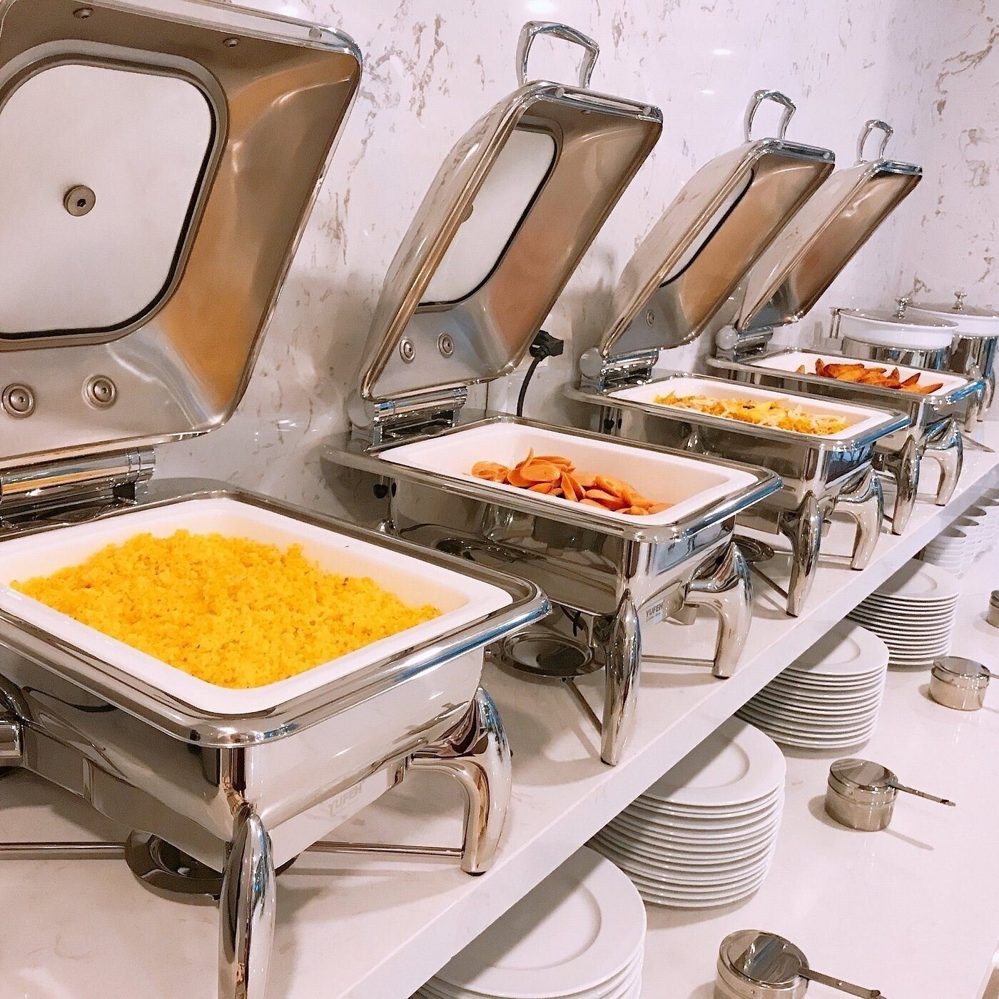 Территория The Nha Trang Business Hotel 3*