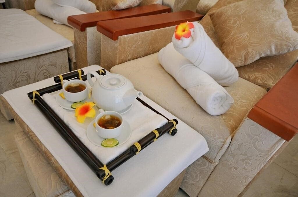 Панорама The Mcr Luxury Hotel 3*