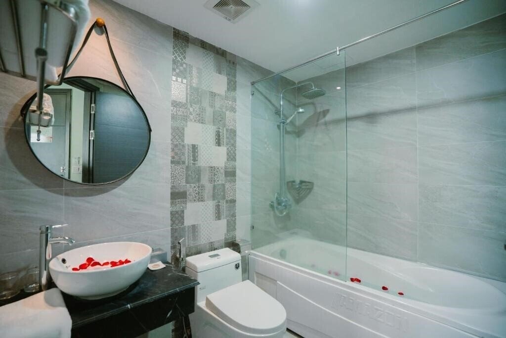 Картинка Hermes Hotel Nha Trang 4*