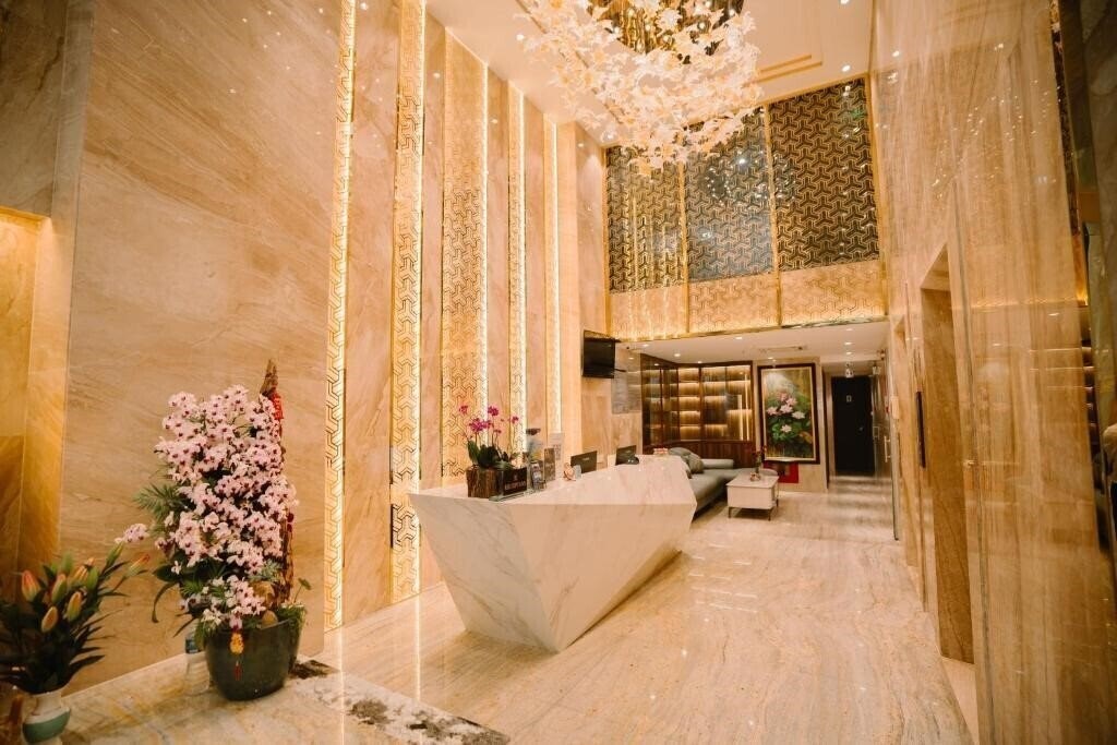 Территория Hermes Hotel Nha Trang 4*