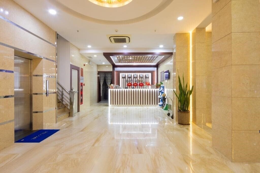 Вид Gem Nha Trang Hotel (ex. Dung Thanh Hotel, Gem Hotel) 3*