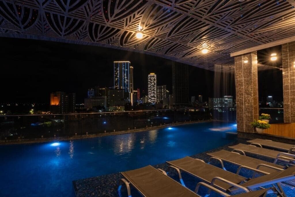 Картинка W Premium Nha Trang 4*