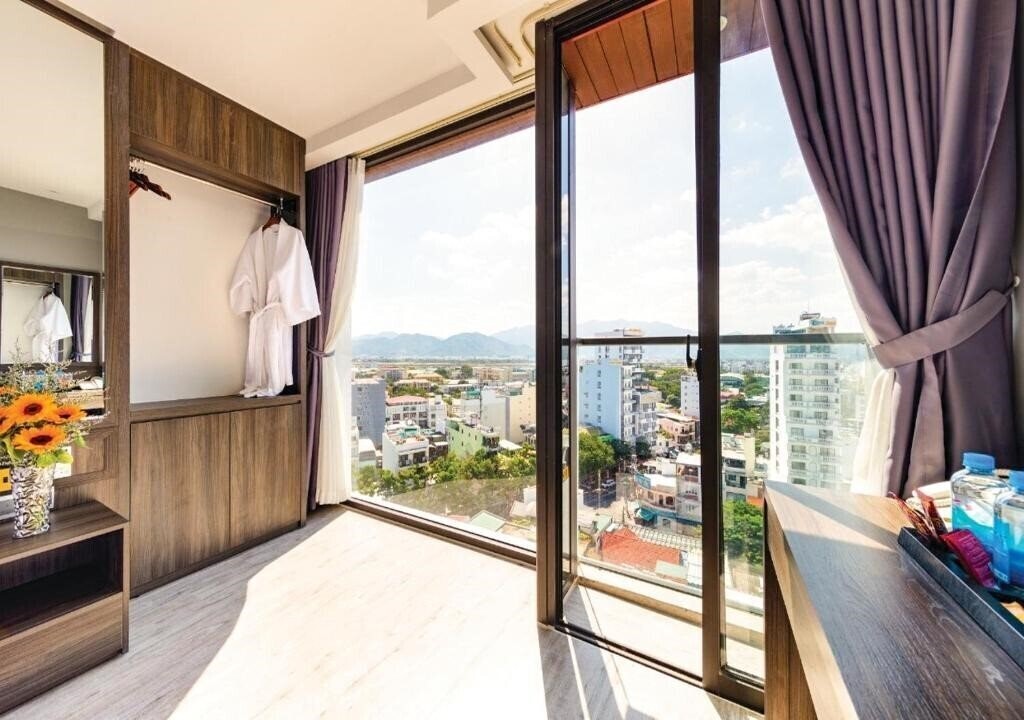 Панорама Ivy Hotel Nha Trang (ex. Ivy Hotel) 4*
