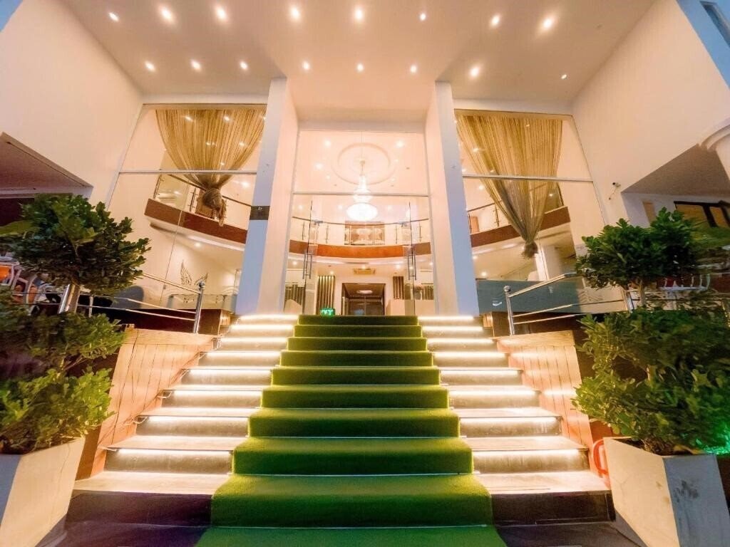 Панорама Lanxy Hotel 3*