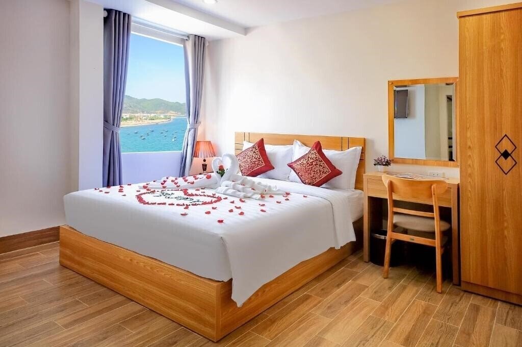 Панорама May Ngu Sac Hotel 3*