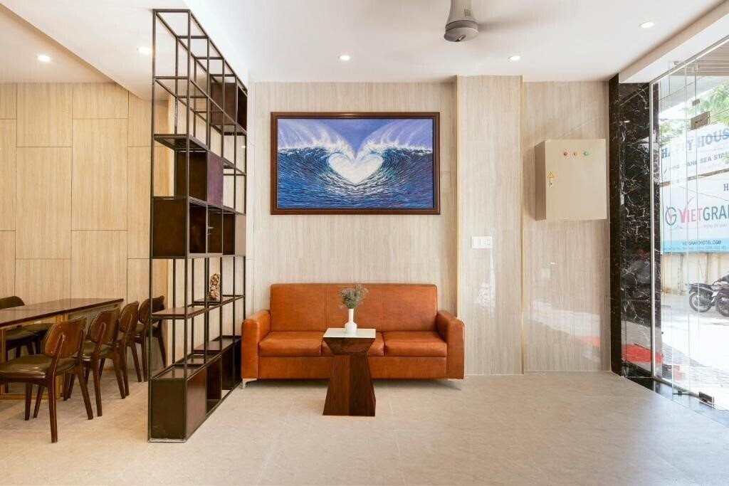 Вид Golden Lotus Central (ex. Vietgrand) 2*