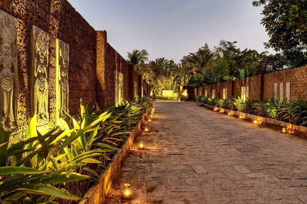 Вид Chen Sea Resort & SPA - Centara Boutique (ex. Chen La Resort, Centara Chen Sea Boutique Resort) 4*