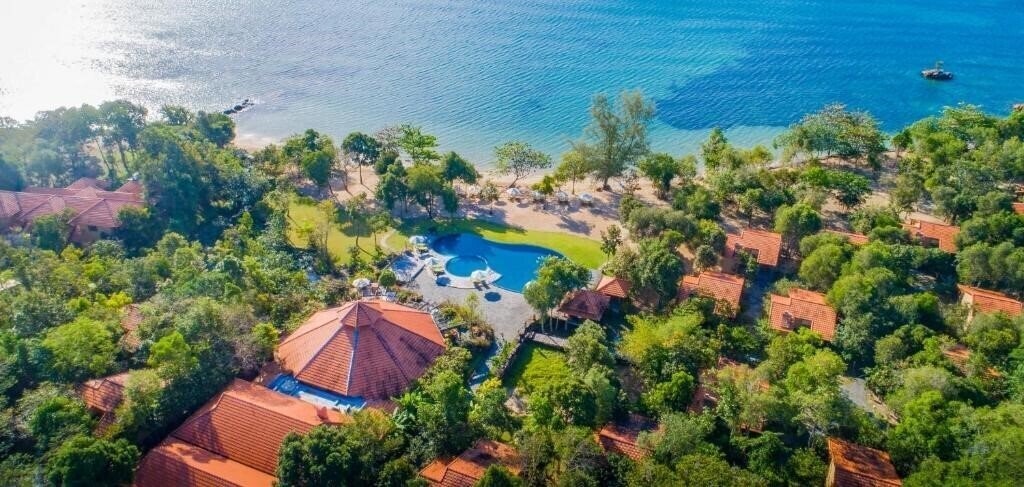 Вид Green Bay Phu Quoc Resort & SPA (ex. Green Bay Resort) 4*