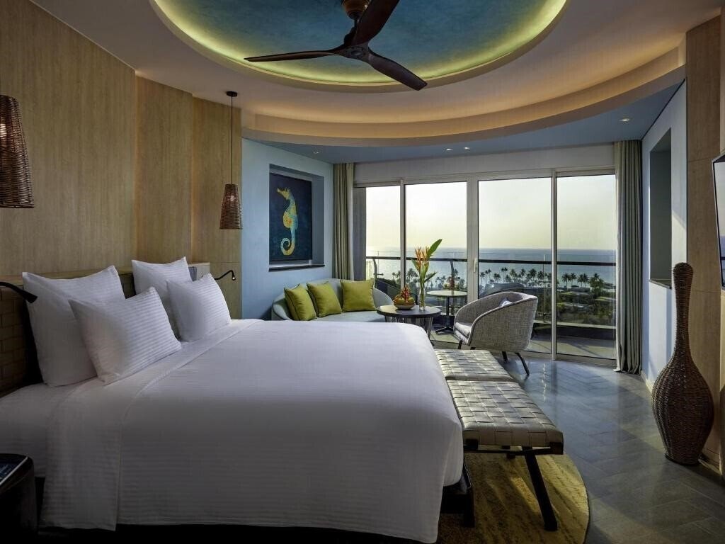 Апартаменти Pullman Phu Quoc Beach Resort 5*