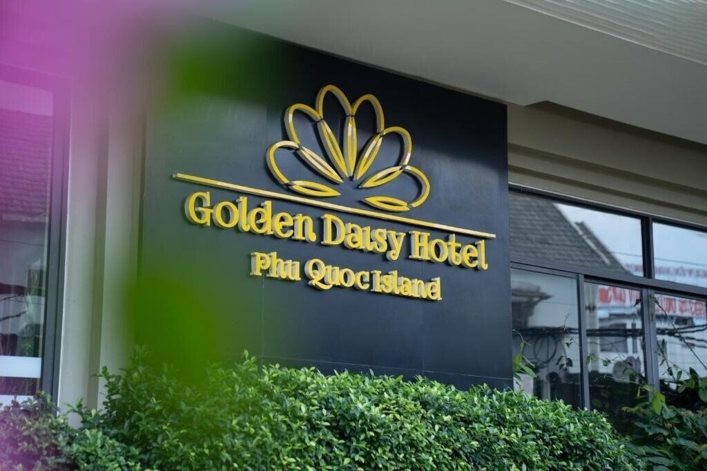 Панорама Golden Daisy Hotel 3*