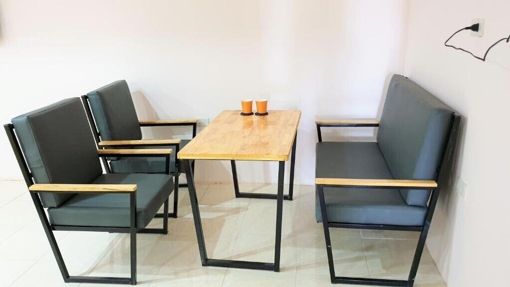 Апартаменты B Stay Hotel 3*