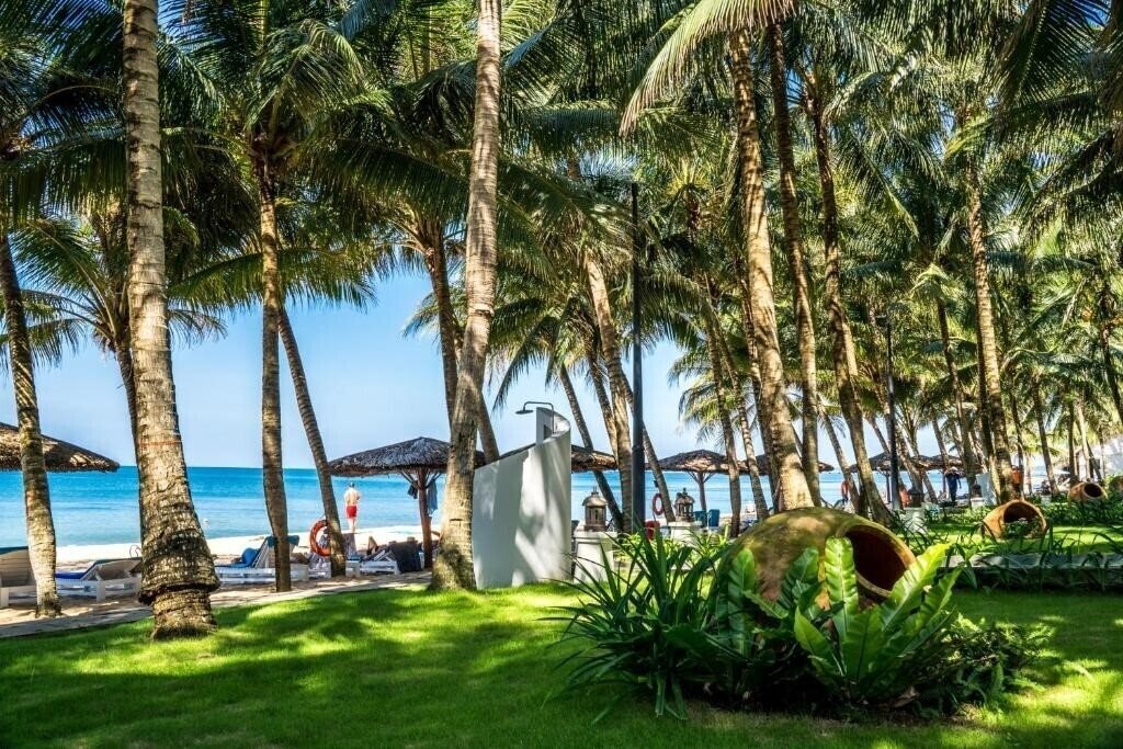 Апартаменты L’Azure Resort & SPA 4*