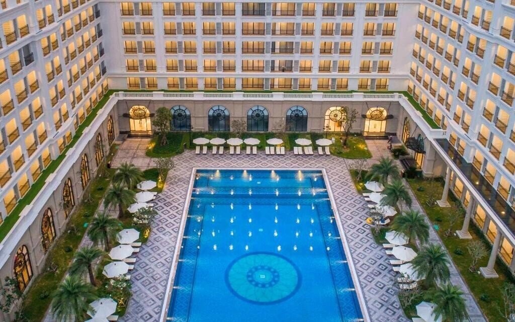 Панорама Vinpearl Holiday Fiesta 5*