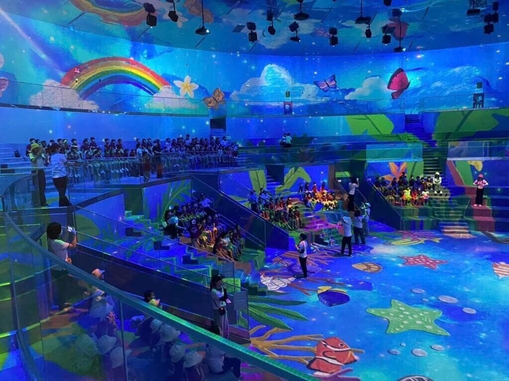 Територія Mey Mansion Hotel 4*