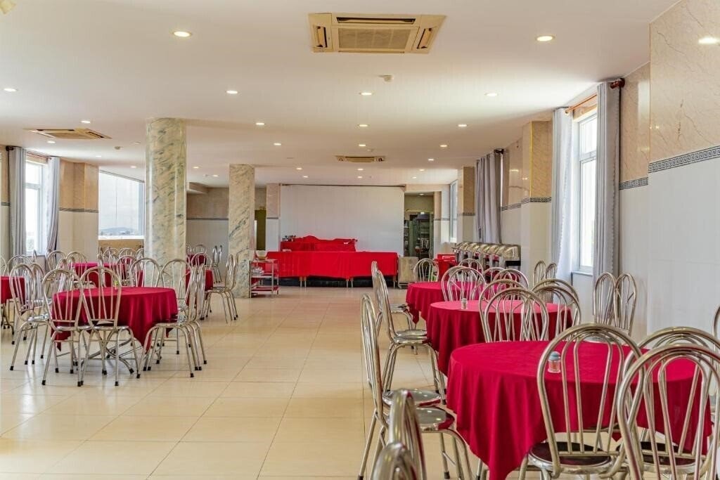 Фотографія Thi Long Phung Hotel 2*